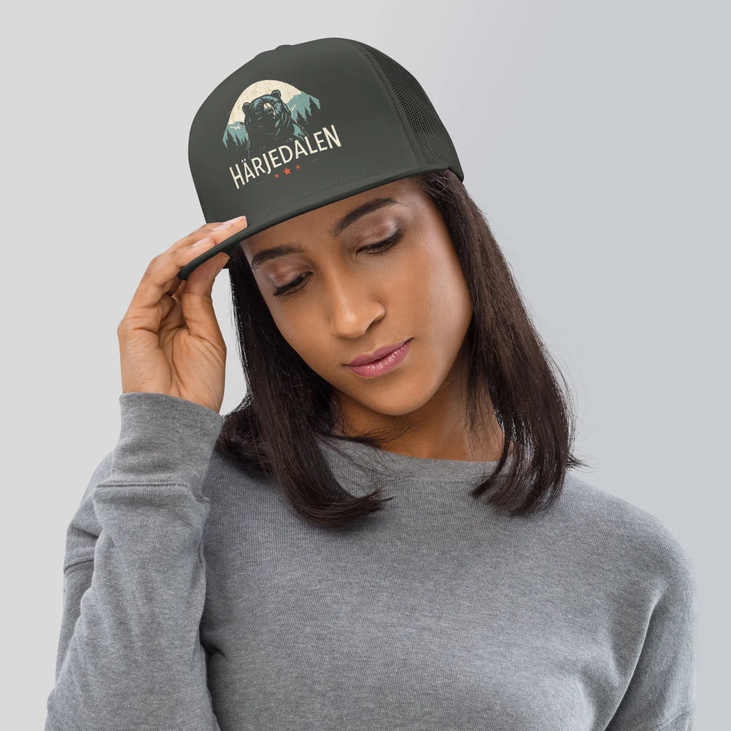 Härjedalen BEAR Trucker – Black