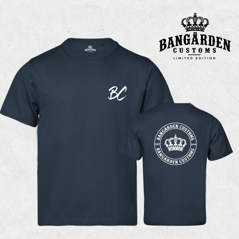 Bangården Customs Limited Heavy Tee i Ink med vitt tryck – fram- och baksida