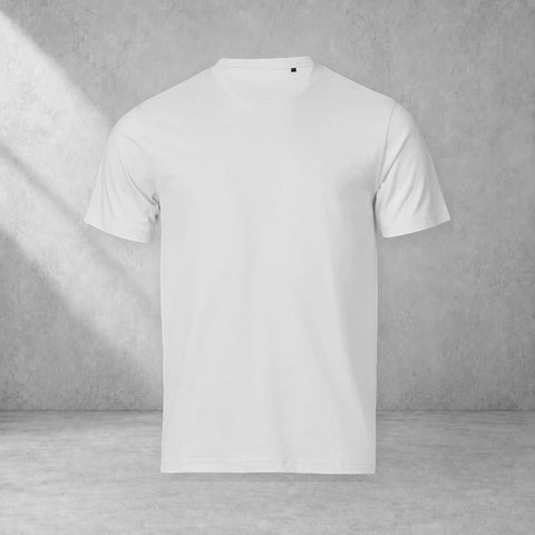 Blank Premium Tee – Vit – grå studiobild