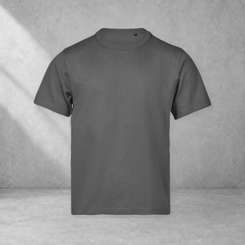 Blank Heavy Tee – Powder Grey – grå studiobild